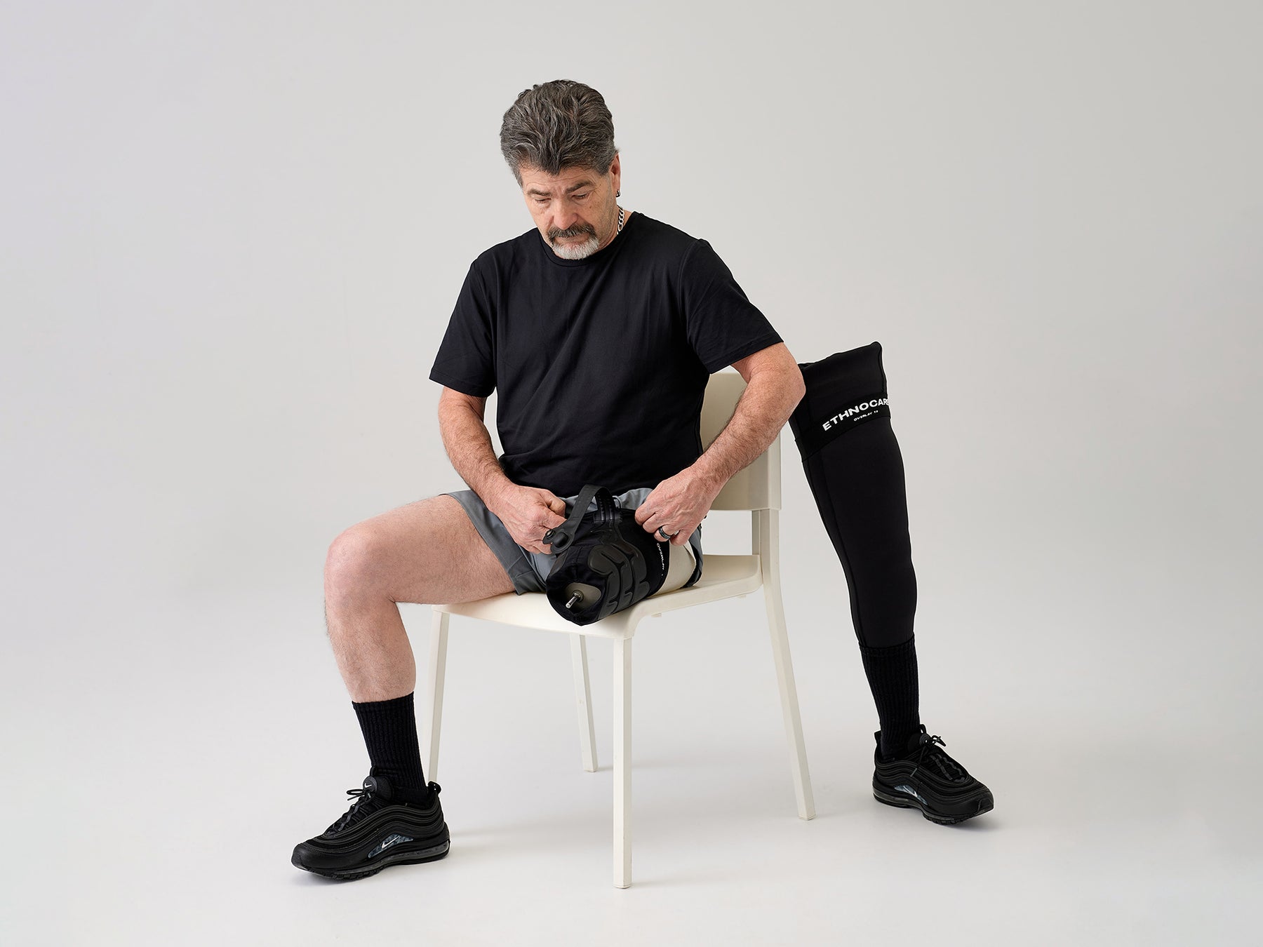 Overlay Transfemoral